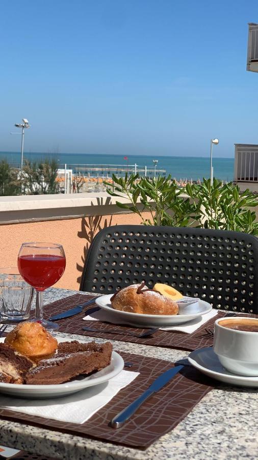 Hotel Alexander Resort Rimini Luaran gambar