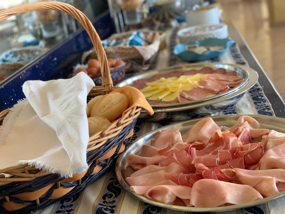 Hotel Alexander Resort Rimini Luaran gambar