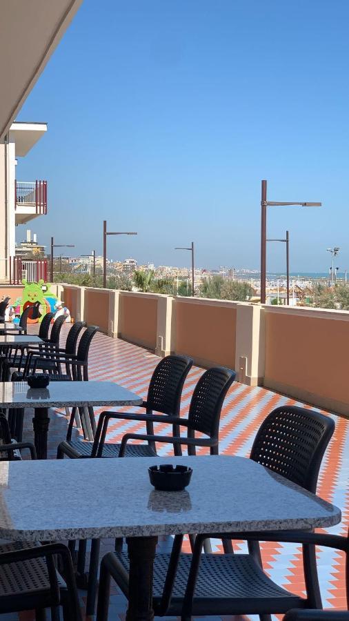 Hotel Alexander Resort Rimini Luaran gambar
