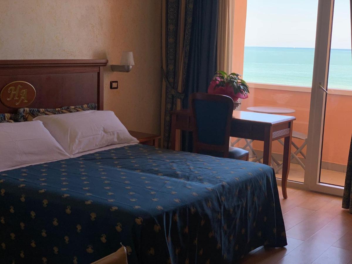 Hotel Alexander Resort Rimini Luaran gambar