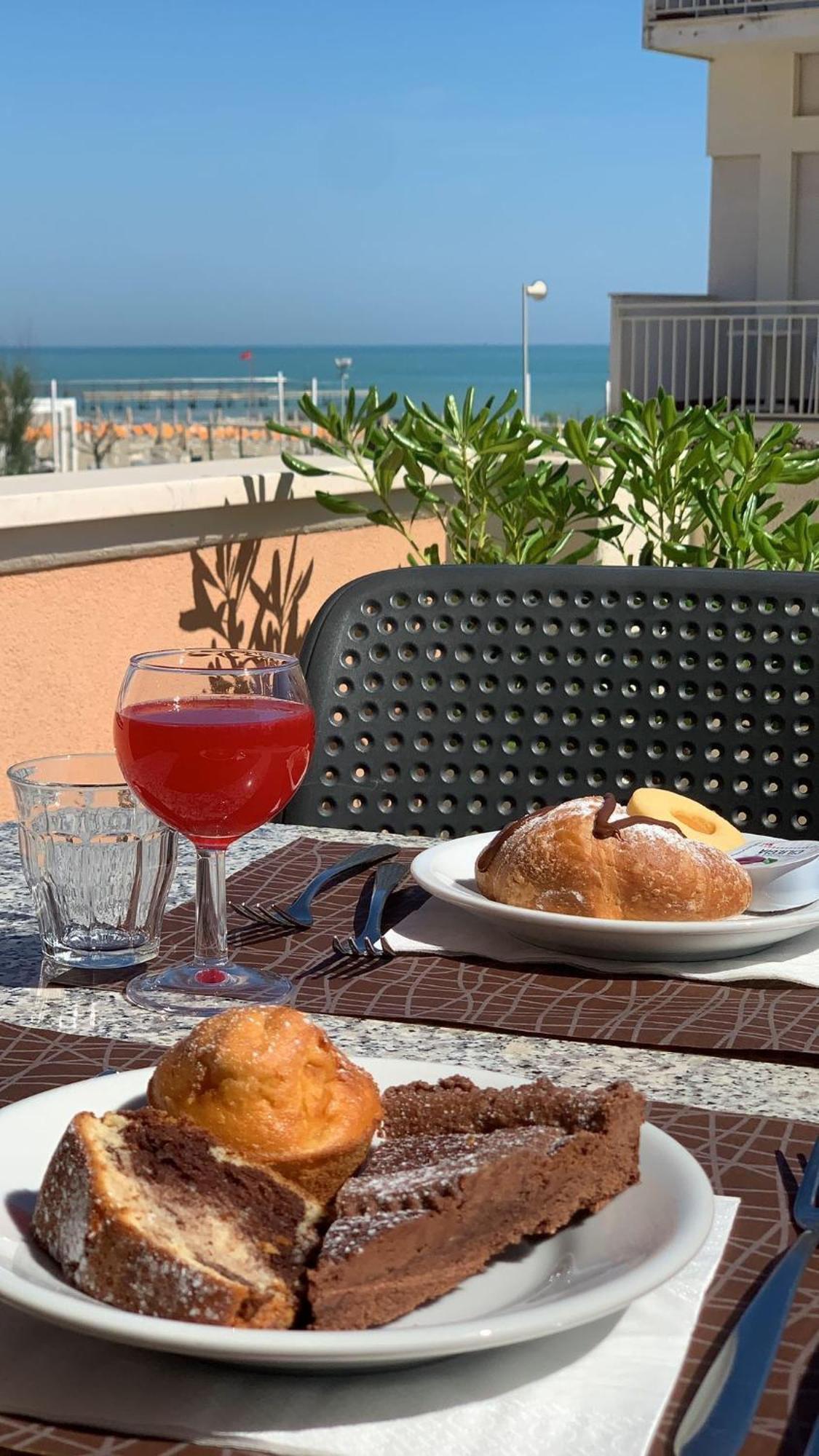 Hotel Alexander Resort Rimini Luaran gambar