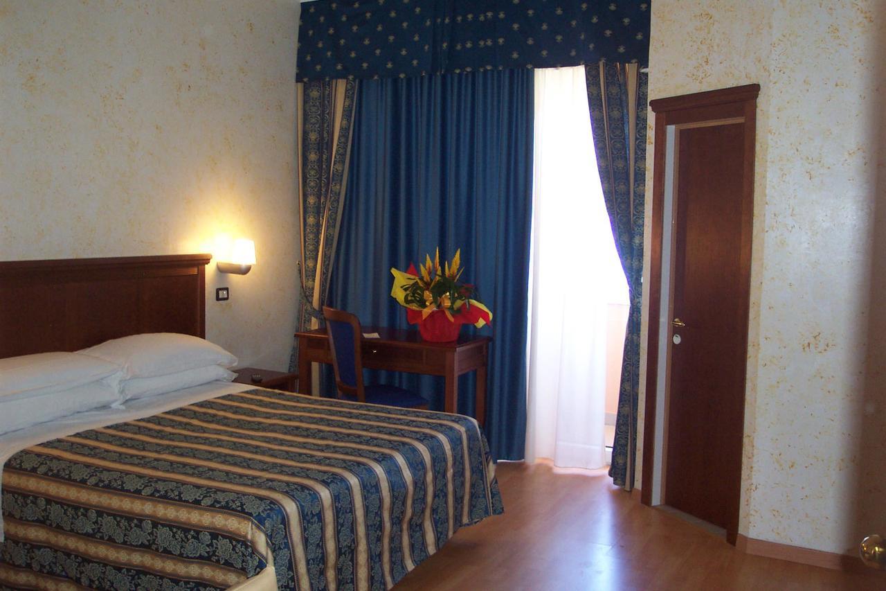 Hotel Alexander Resort Rimini Luaran gambar