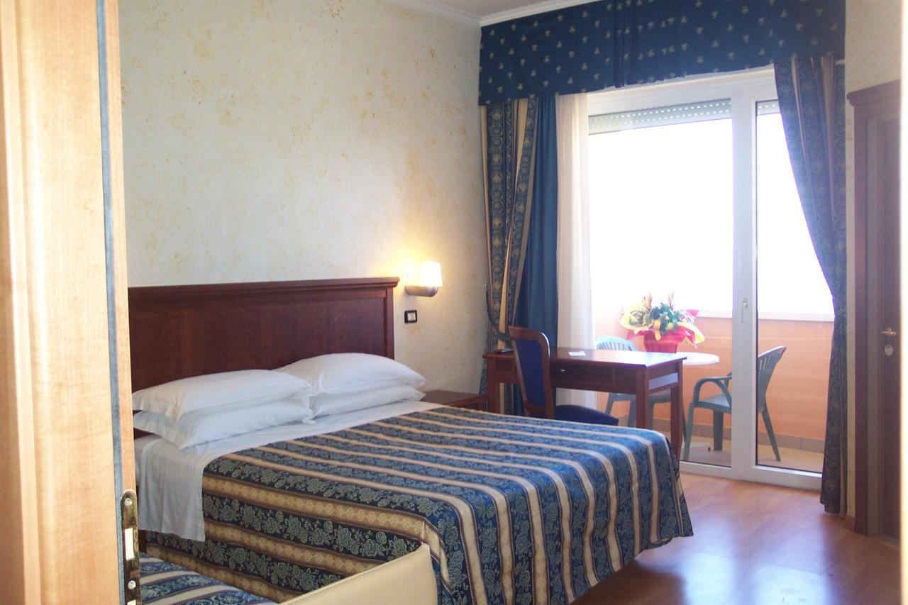 Hotel Alexander Resort Rimini Luaran gambar