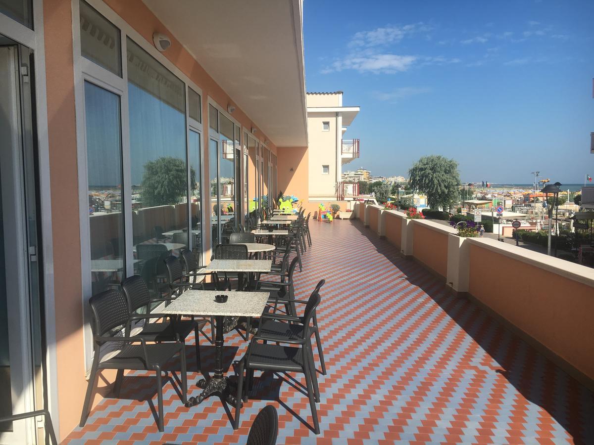 Hotel Alexander Resort Rimini Luaran gambar