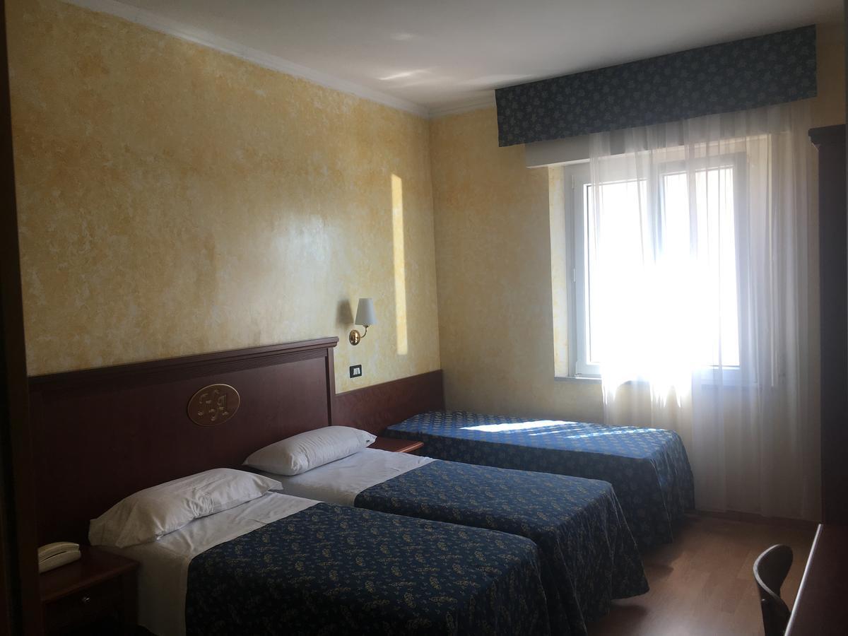 Hotel Alexander Resort Rimini Luaran gambar